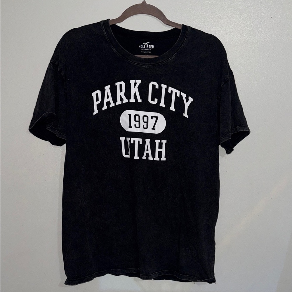 Hollister Black Graphic T-Shirt